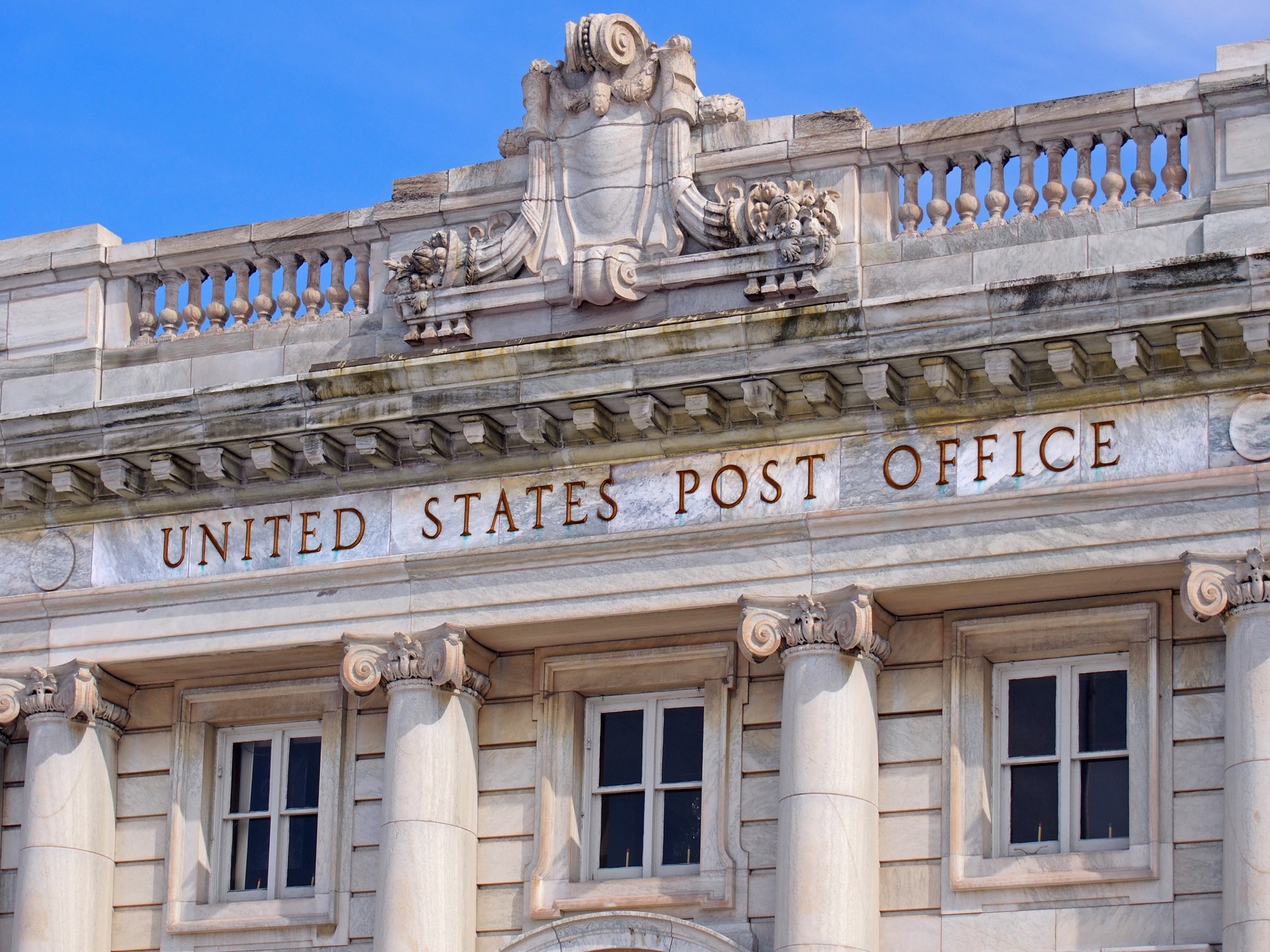 DOJ Says You Can Carry at the Post Office. Here’s What It Means for Texans.